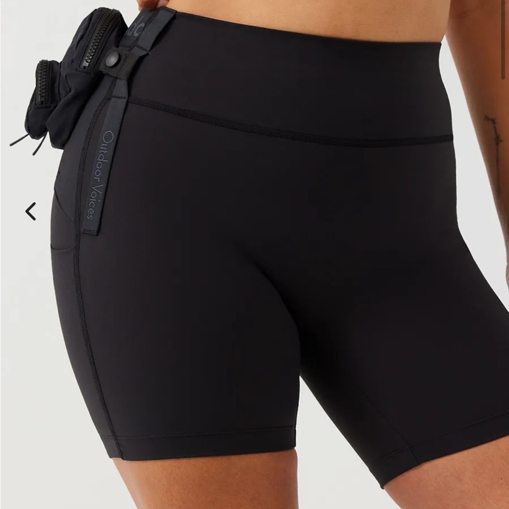 Outdoor voices 6” snack shorts